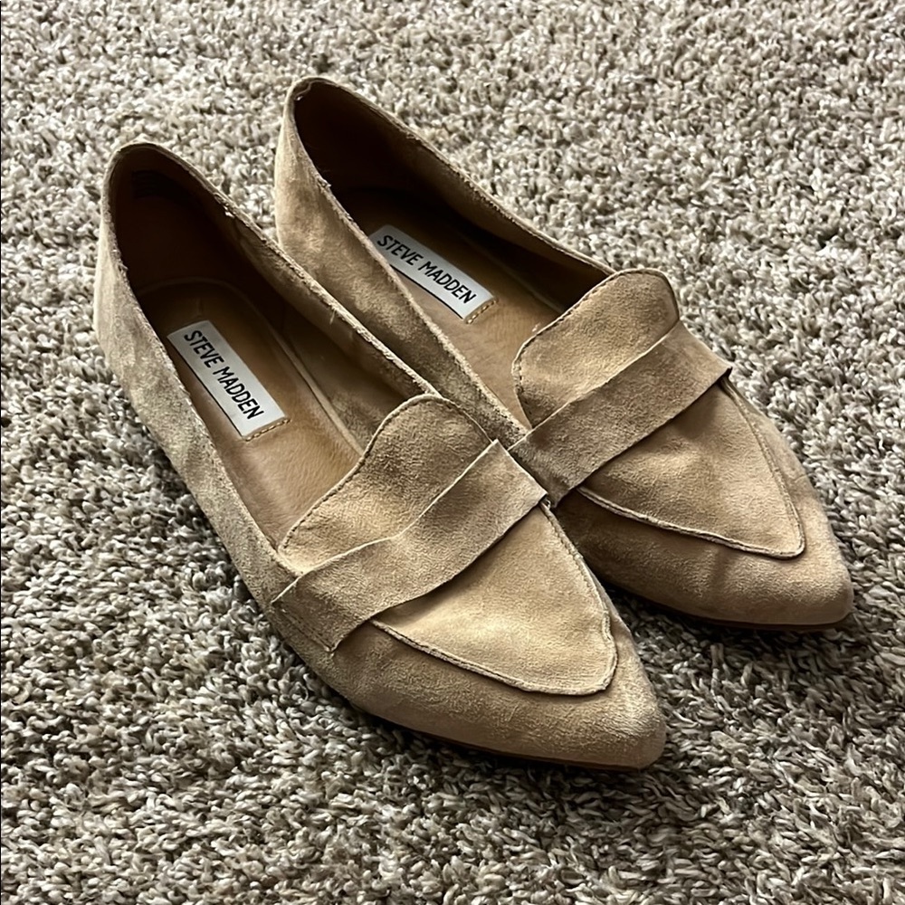 Steve Madden carver Women's Tan Loafers size 7